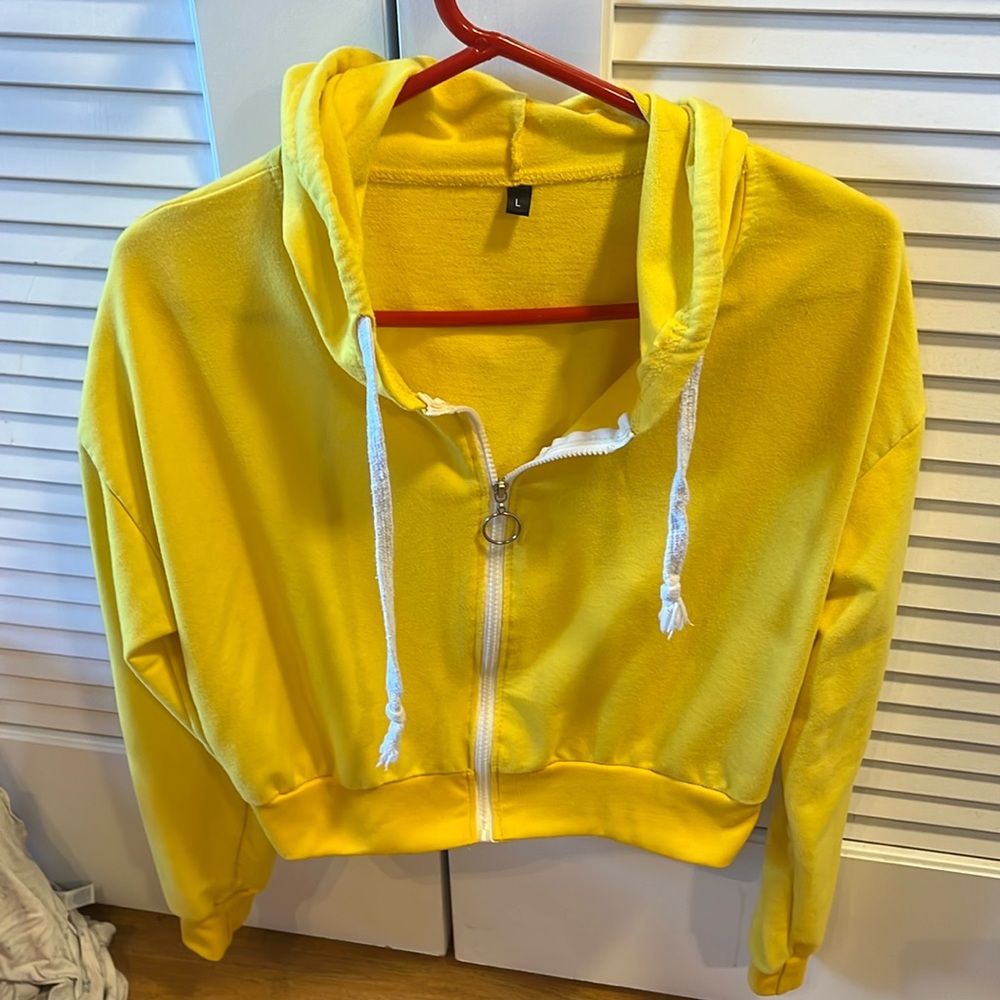 Yellow crop hoodie
